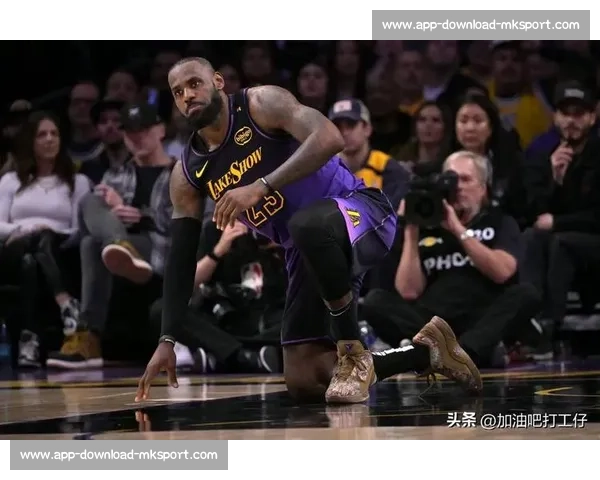 詹姆斯第 23 季倒计时：九月训练营前必达巅峰状态