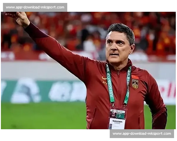 津媒：国足东亚杯主帅悬而未决 足协陷舆论压力