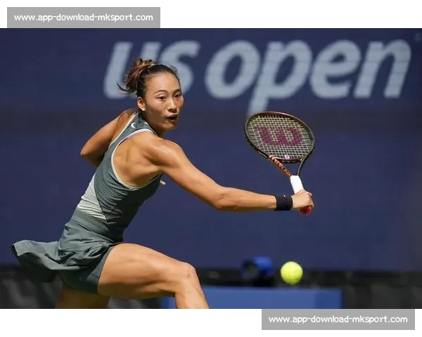 郑钦文憾负阿尼西莫娃止步四强，后勤失误成致命伤！奖金首进前十，柏林站再战萨巴伦卡
